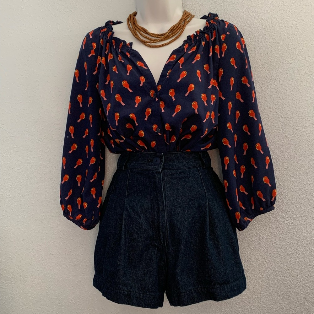 Old Navy Blue and Orange  birds Women's Top sz medium